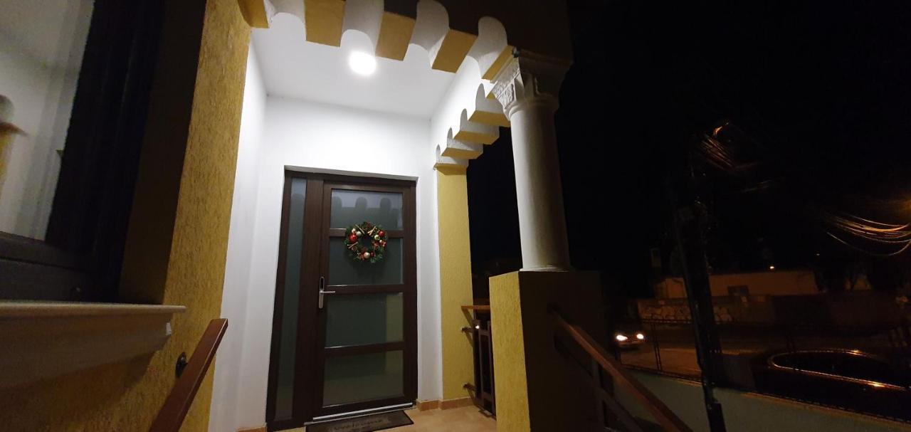 Yellow House ซีบิว ภายนอก รูปภาพ